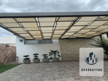 دليل شامل لأنواع المظلات في مكة المكرمة 2026 - أفضل الحلول والأسعار