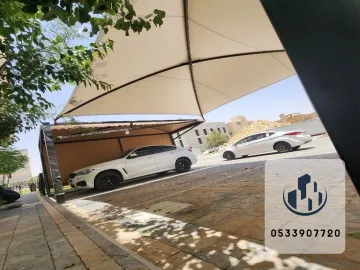 مظلات سيارات