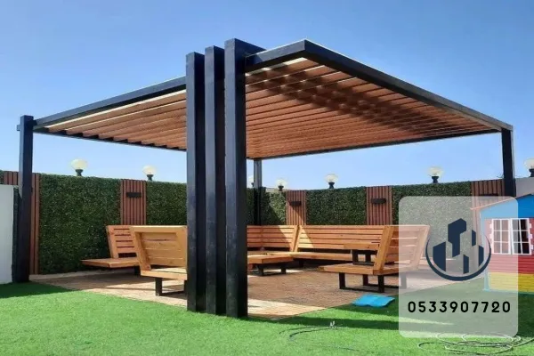 تركيب برجولات خشبية أنيقة للحدائق والجلسات الخارجية