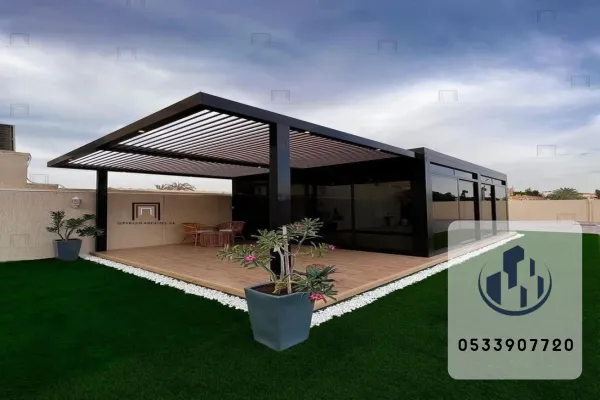 عشب صناعي رياضي مقاوم للاستخدام المكثف