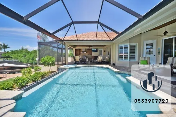 مظلات مسابح فنادق ومنتجعات بمساحات واسعة