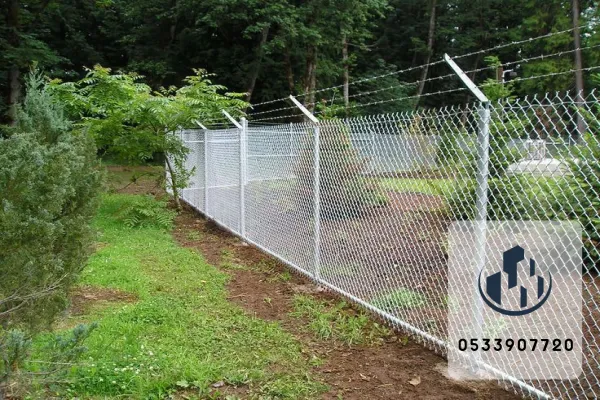 شبوك أمنية مع أسلاك شائكة للحماية القصوى