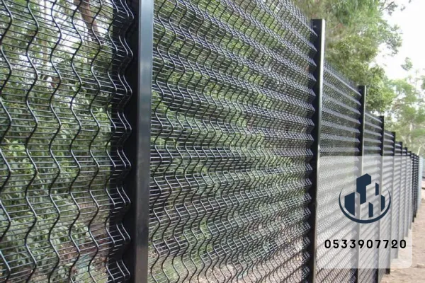 شبوك أمنية بارتفاعات عالية للمصانع والمنشآت