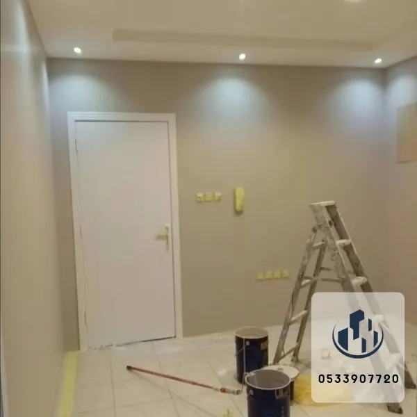 تركيب ورق حائط بأنماط جذابة وألوان متنوعة لجميع الأذواق