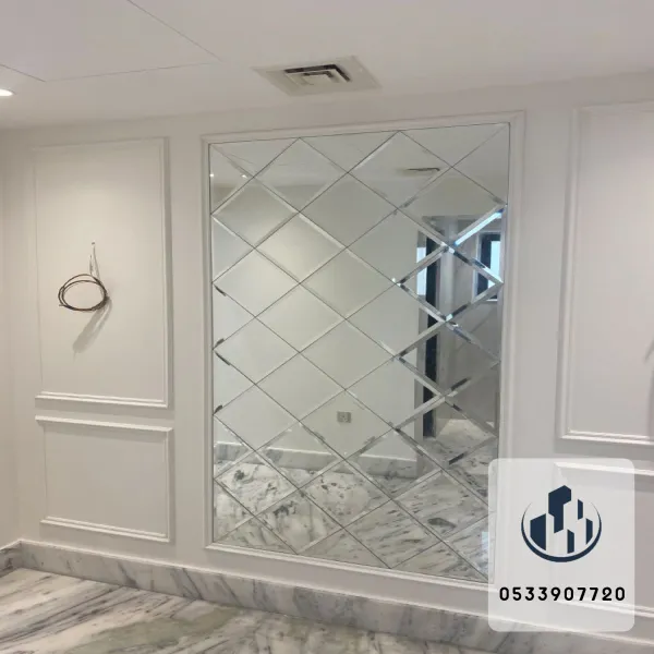 مرايا ديكورية بأشكال عصرية وتصاميم مبتكرة لتزيين المنزل